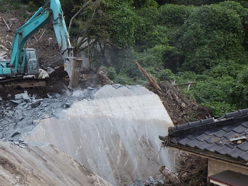 コンクリート擁壁